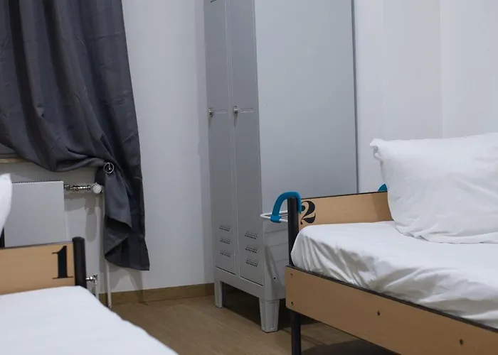 & Monteurzimmer Bei Hansezimmer Vandrerhjem *